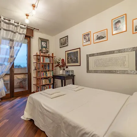Appartement 5' From Bocconi With 2 Bedr And 2 Bathr Milaan